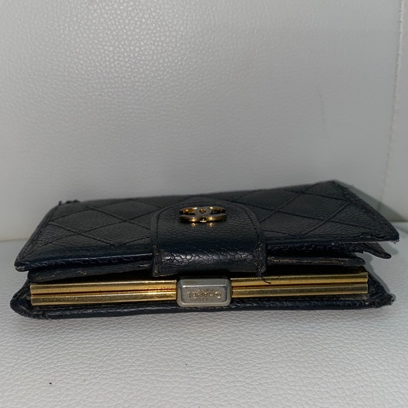 Authentic CHANEL Caviar Quilted CC Logo Wallet - Picture 16 of 16